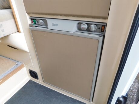 Auto-Sleepers Mezan 2 BERTH MICRO CAMPER PEUGEOT 1.6 HDI 16