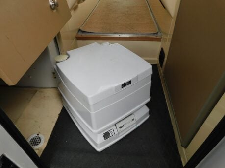 Auto-Sleepers Mezan 2 BERTH MICRO CAMPER PEUGEOT 1.6 HDI 19