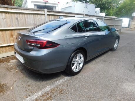 Vauxhall Insignia GRAND SPORT 1.5T SRI 5Dr 4