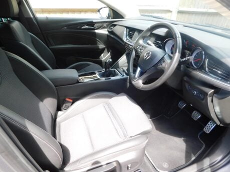 Vauxhall Insignia GRAND SPORT 1.5T SRI 5Dr 13