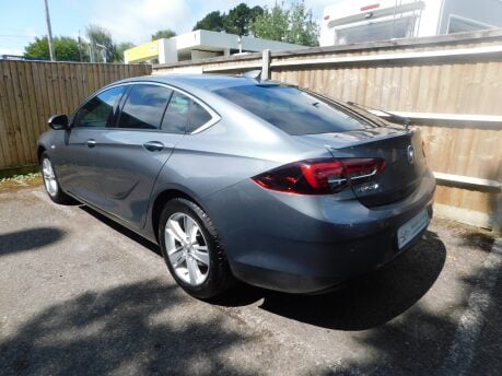 Vauxhall Insignia GRAND SPORT 1.5T SRI 5Dr 6