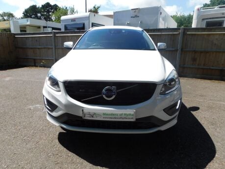 Volvo XC60 2.4 D4 R-DESIGN LUX NAV AWD 5 Dr 9