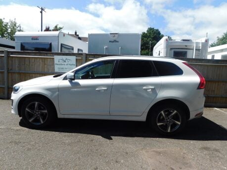 Volvo XC60 2.4 D4 R-DESIGN LUX NAV AWD 5 Dr 7