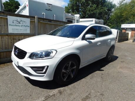 Volvo XC60 2.4 D4 R-DESIGN LUX NAV AWD 5 Dr 8