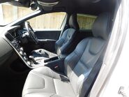 Volvo XC60 2.4 D4 R-DESIGN LUX NAV AWD 5 Dr 19