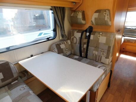 Elddis Sunseeker 180 6 Berth 6 Belt Motorhome Peugeot Boxer Chassis 2.2 Hdi 13