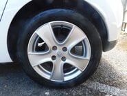 Renault Clio 1.2 EXPRESSION PLUS 16V 5 Dr 13