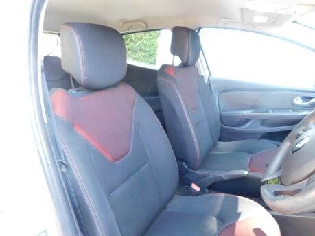 Renault Clio 1.2 EXPRESSION PLUS 16V 5 Dr 16