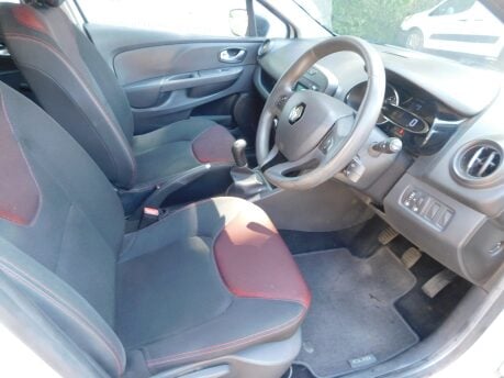 Renault Clio 1.2 EXPRESSION PLUS 16V 5 Dr 15
