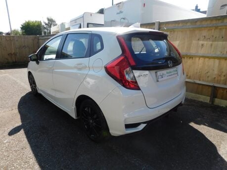 Honda Jazz 1.5 I-VTEC SPORT 5 Dr 6