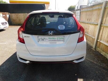 Honda Jazz 1.5 I-VTEC SPORT 5 Dr 5