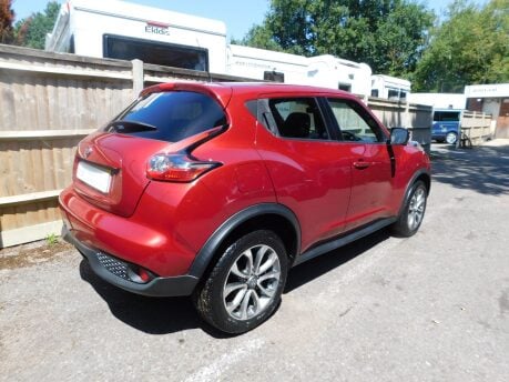 Nissan Juke TEKNA 1.2 DIG-T 5dr 4