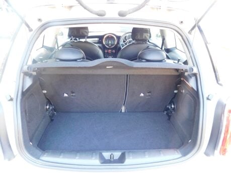 Mini Hatch 1.5 COOPER EXCLUSIVE 3 Dr 22