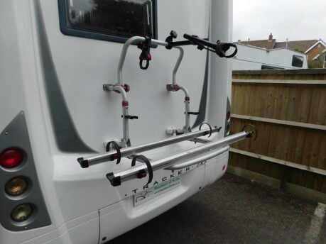 Auto-Trail Tracker EKS SE 2 Berth Motorhome 2.3 D 6