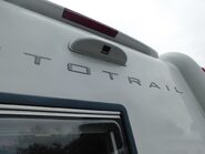 Auto-Trail Tracker EKS SE 2 Berth Motorhome 2.3 D 7