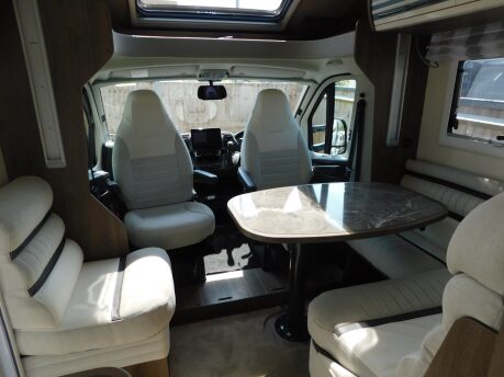 Roller Team T-Line 700 6 BERTH AUTOMATIC MOTORHOME FIAT DUCATO M/JET 140 13