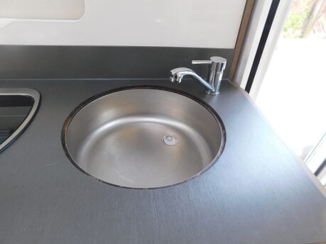 Roller Team T-Line 700 6 BERTH AUTOMATIC MOTORHOME FIAT DUCATO M/JET 140 17
