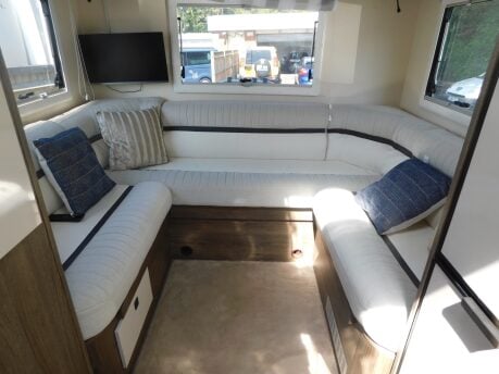 Roller Team T-Line 700 6 BERTH AUTOMATIC MOTORHOME FIAT DUCATO M/JET 140 22