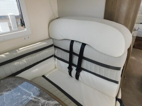 Roller Team T-Line 700 6 BERTH AUTOMATIC MOTORHOME FIAT DUCATO M/JET 140 14
