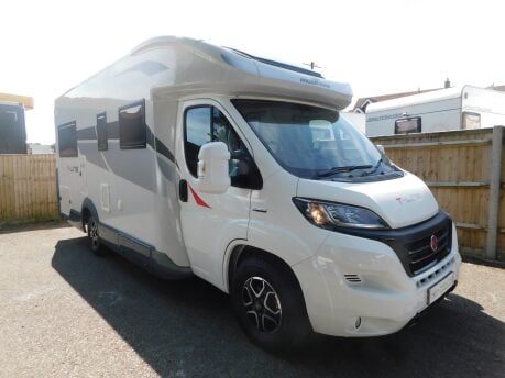 Roller Team T-Line 700 6 BERTH AUTOMATIC MOTORHOME FIAT DUCATO M/JET 140 7