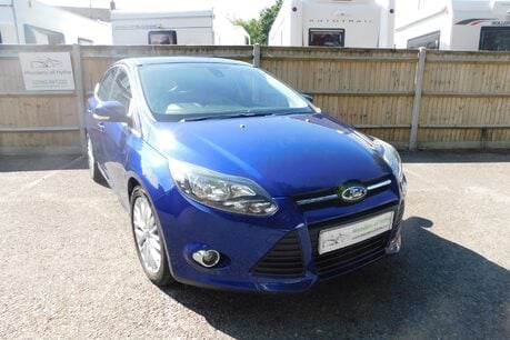 Ford Focus 1.6 ZETEC NAVIGATOR AUTOMATIC 5dr