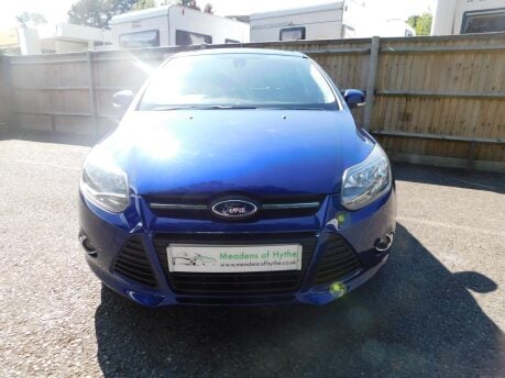 Ford Focus 1.6 ZETEC NAVIGATOR AUTOMATIC 5dr 9