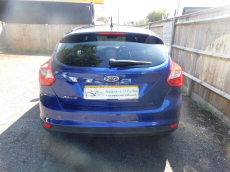 Ford Focus 1.6 ZETEC NAVIGATOR AUTOMATIC 5dr 5