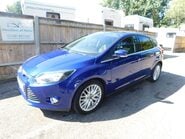 Ford Focus 1.6 ZETEC NAVIGATOR AUTOMATIC 5dr 8