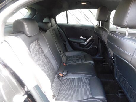 Mercedes-Benz A Class A180d SPORT EXECUTIVE AUTOMATIC 5dr 23