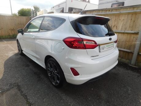 Ford Fiesta 1.0T ECOBOOST ST-LINE EDITION 3dr 6