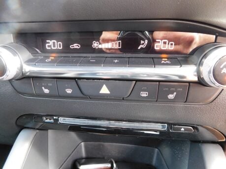 Mazda 3 2.0 SPORT LUX MHEV MILD HYBRID AUTOMATIC 5dr 12
