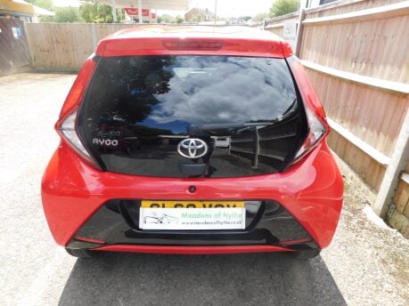 Toyota Aygo 1.0 VVT-I X-TREND X-SHIFT 5Dr 5