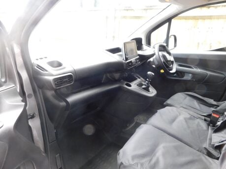 Peugeot Partner 1.5 BLUEHDI PROFESSIONAL PREMIUM L1 12