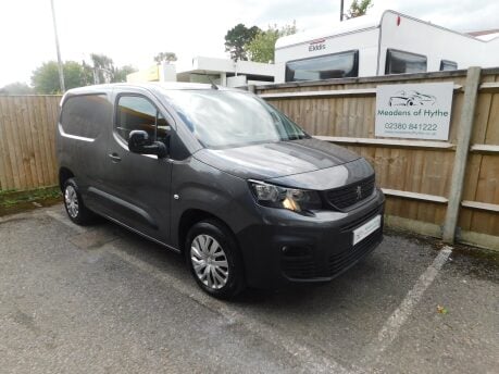 Peugeot Partner 1.5 BLUEHDI PROFESSIONAL PREMIUM L1 2