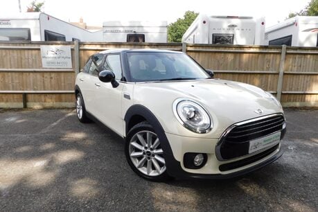 Mini Clubman COOPER 1.5 AUTOMATIC CHILLI 6 Dr