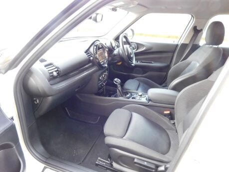 Mini Clubman COOPER 1.5 AUTOMATIC CHILLI 6 Dr 19