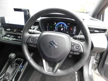 Suzuki Swace 1.8 MOTION HYBRID Automatic 5 Dr 16
