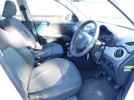 Hyundai i10 1.2 ACTIVE 11