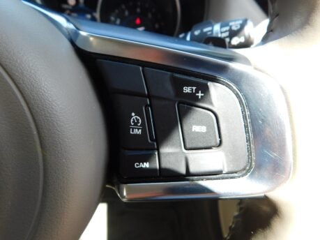 Jaguar XF PORTFOLIO Sportbrake 2.0 Petrol AUTOMATIC 5Dr 15