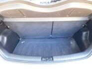 Hyundai i10 1.0 SE 5Dr 17