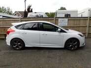 Ford Focus 2.0T ST-3 5 Dr 3