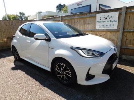 Toyota Yaris 1.5 VVT-H DESIGN FHEV HYBRID CVT AUTOMATIC 5dr 2
