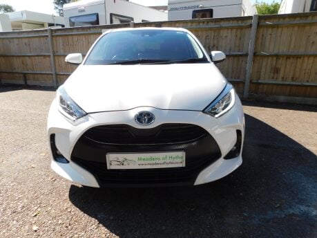 Toyota Yaris 1.5 VVT-H DESIGN FHEV HYBRID CVT AUTOMATIC 5dr 9