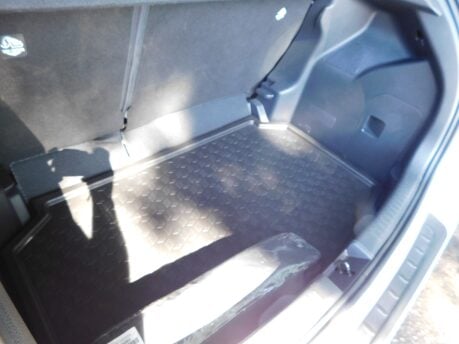 Toyota Yaris 1.5 VVT-H DESIGN FHEV HYBRID CVT AUTOMATIC 5dr 24