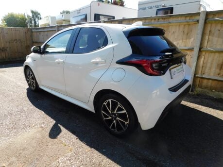Toyota Yaris 1.5 VVT-H DESIGN FHEV HYBRID CVT AUTOMATIC 5dr 6