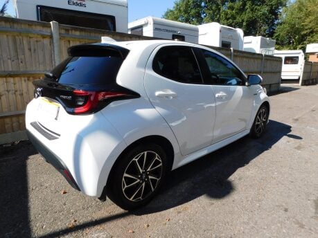 Toyota Yaris 1.5 VVT-H DESIGN FHEV HYBRID CVT AUTOMATIC 5dr 4
