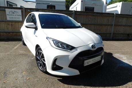 Toyota Yaris 1.5 VVT-H DESIGN FHEV HYBRID CVT AUTOMATIC 5dr