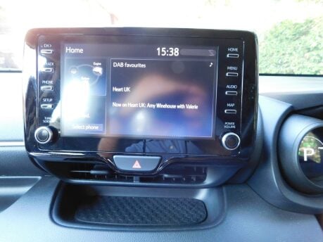 Toyota Yaris 1.5 VVT-H DESIGN FHEV HYBRID CVT AUTOMATIC 5dr 15