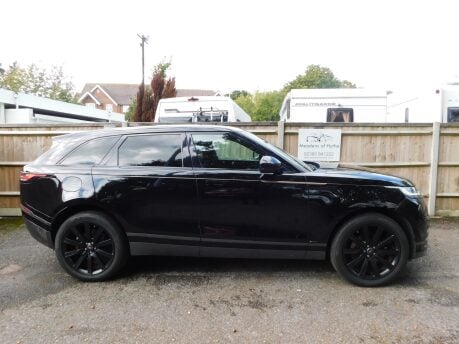 Land Rover Range Rover Velar R-DYNAMIC HSE 2.0 D180 AUTOMATIC 3