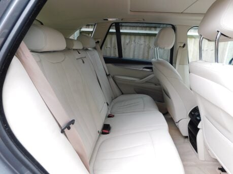BMW X5 XDRIVE30D SE 20